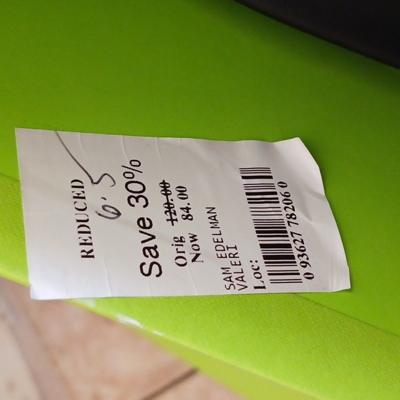 Shoes - Picture 2 of 2